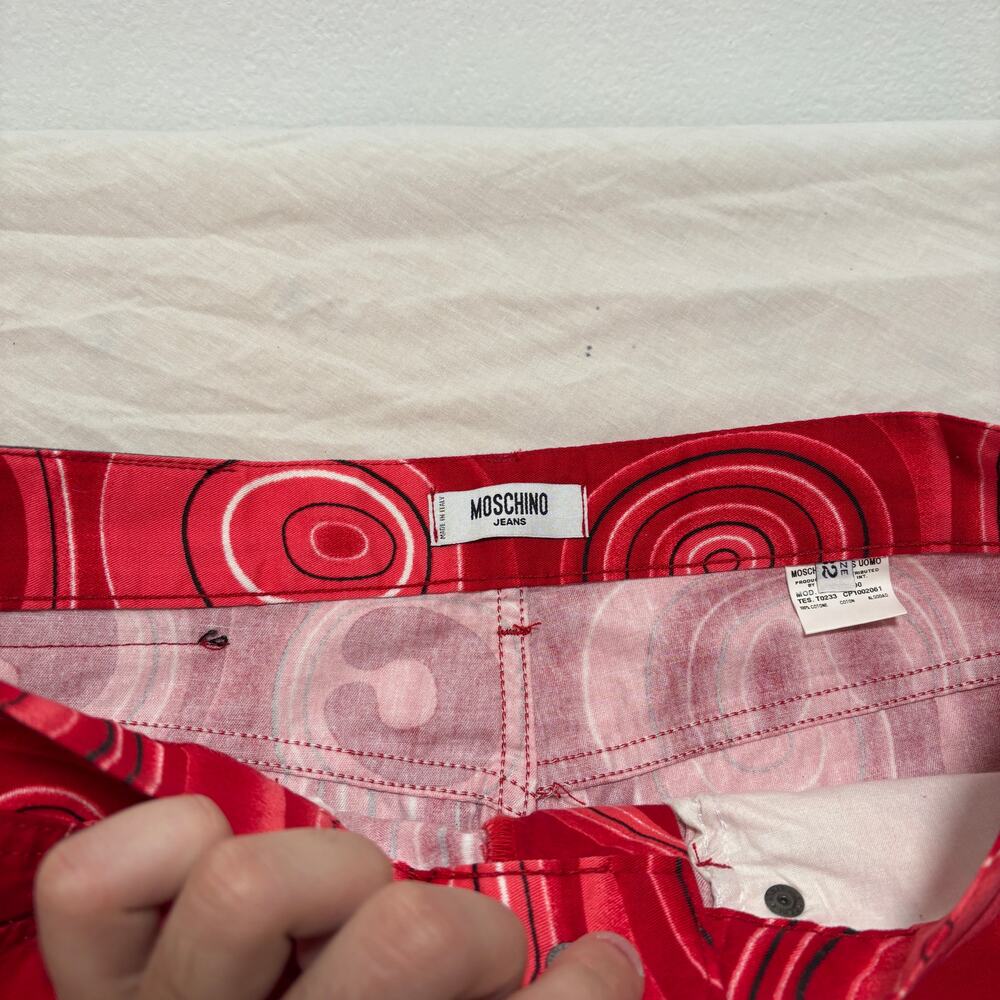 VTG 90's Red Moschino Peace Sign Jeans Grail SZ 32" - Picture 3 of 7